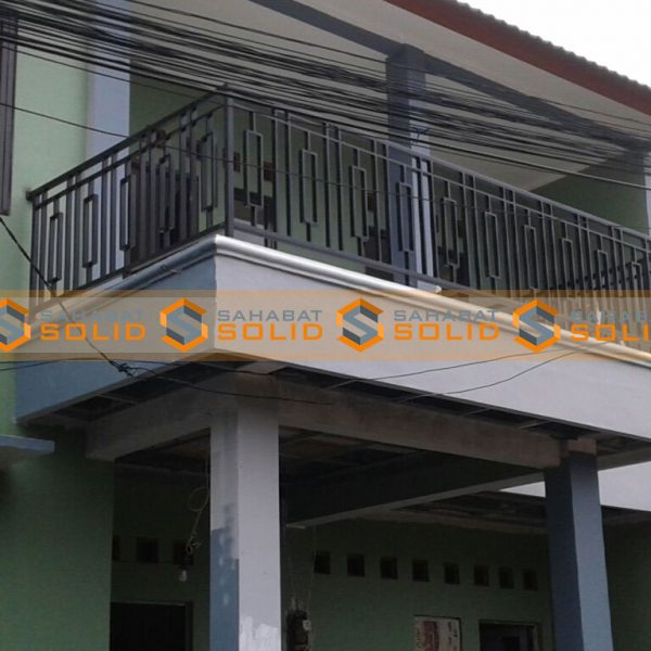 Railing Balkon Minimalis di Citayam Depok
